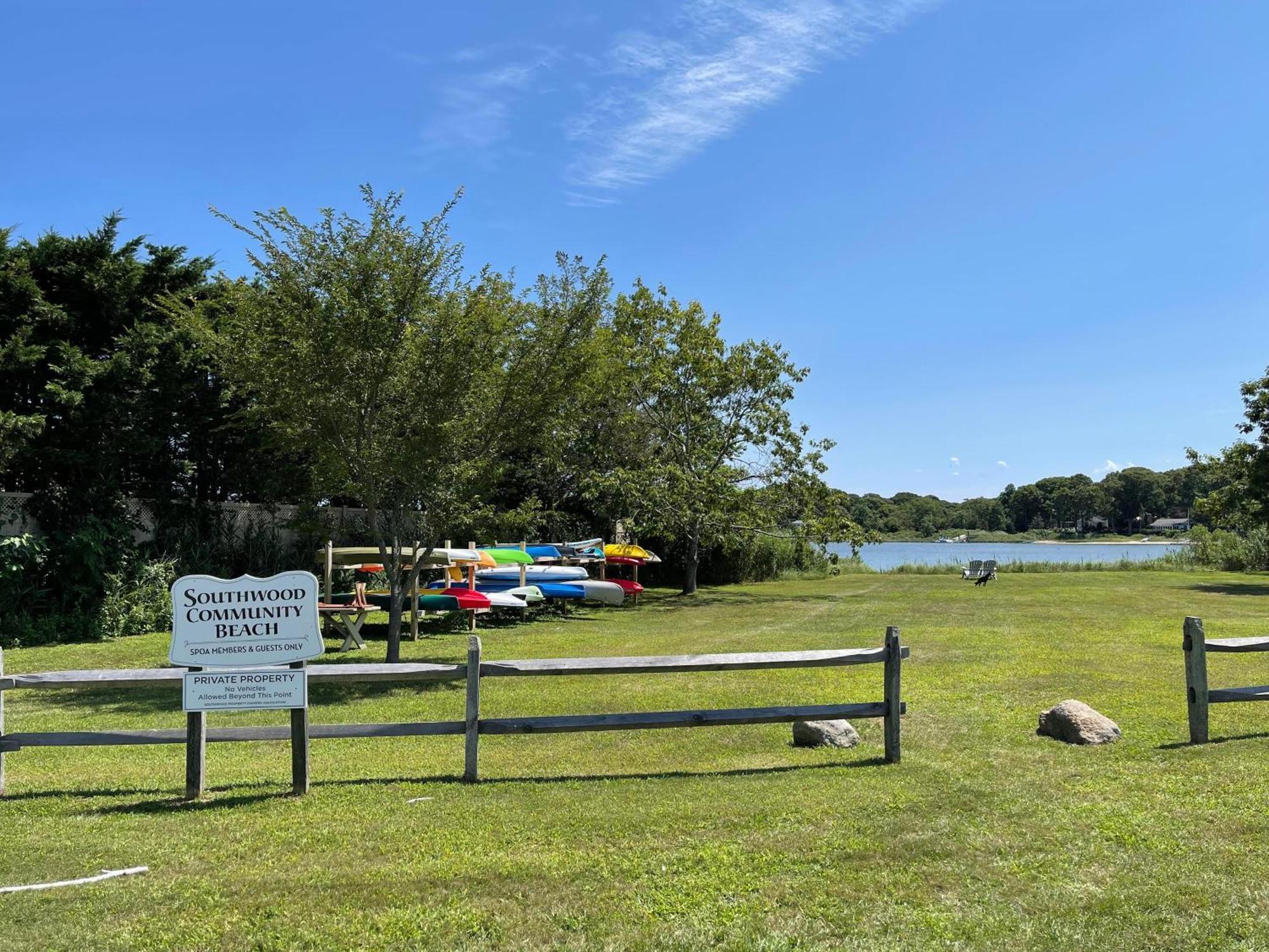 Private Waterfront Home: Dock, Kayaks Southold Exterior photo